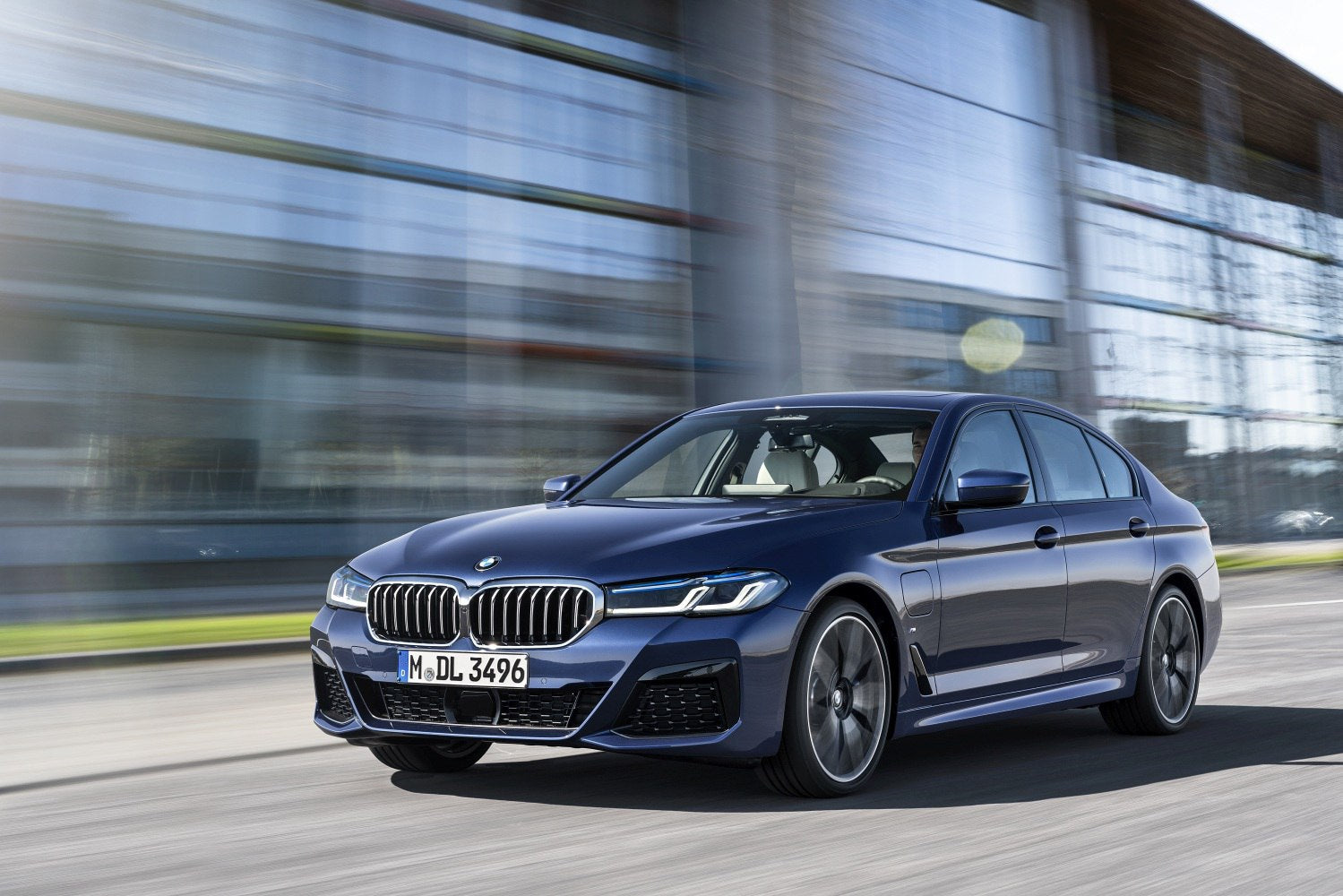☆ 作業不要！挿込むだけ！最新 ５シリーズ G30/ CT-BM5 433 BMW 5シリーズ テレビキャンセラー ナビキャンセラー [CT-BM5] NBT