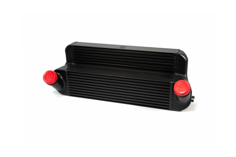 CSF High Performance Black Stepped Core Bar/ Plate Intercooler - BMW E9X 335i/ 335xi 04-13