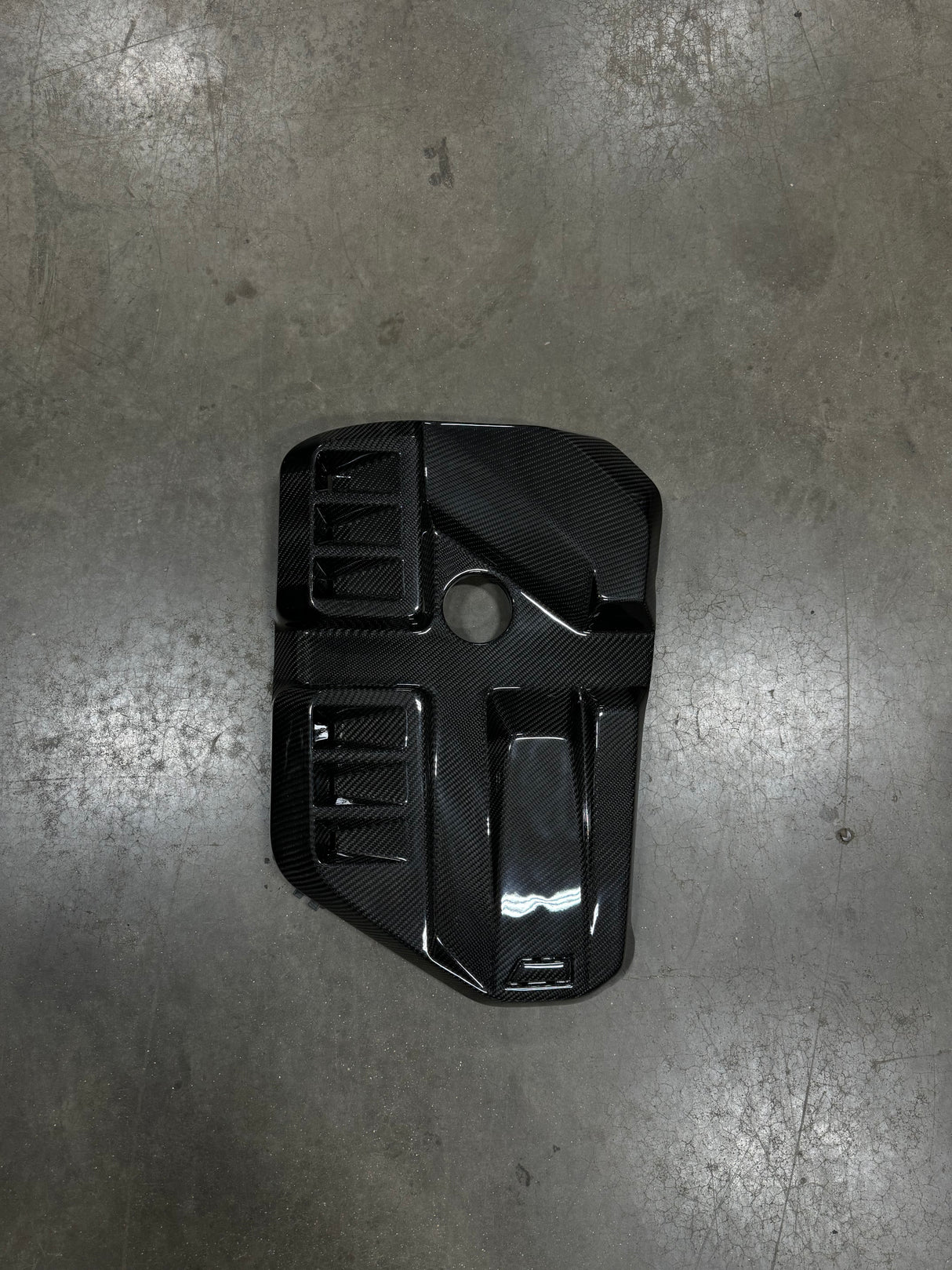 Dry Carbon Fiber Engine Cover Trim (BMW M3 G80 | M4 G82/G83) - MidWest Bimmer Supply