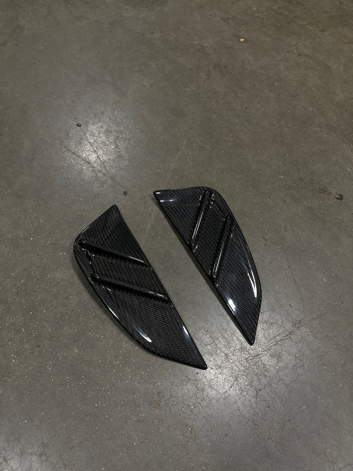 Dry Carbon Fiber Fender Trim Set Replacement - BMW G80 M3 G82 G83 M4 - MidWest Bimmer Supply