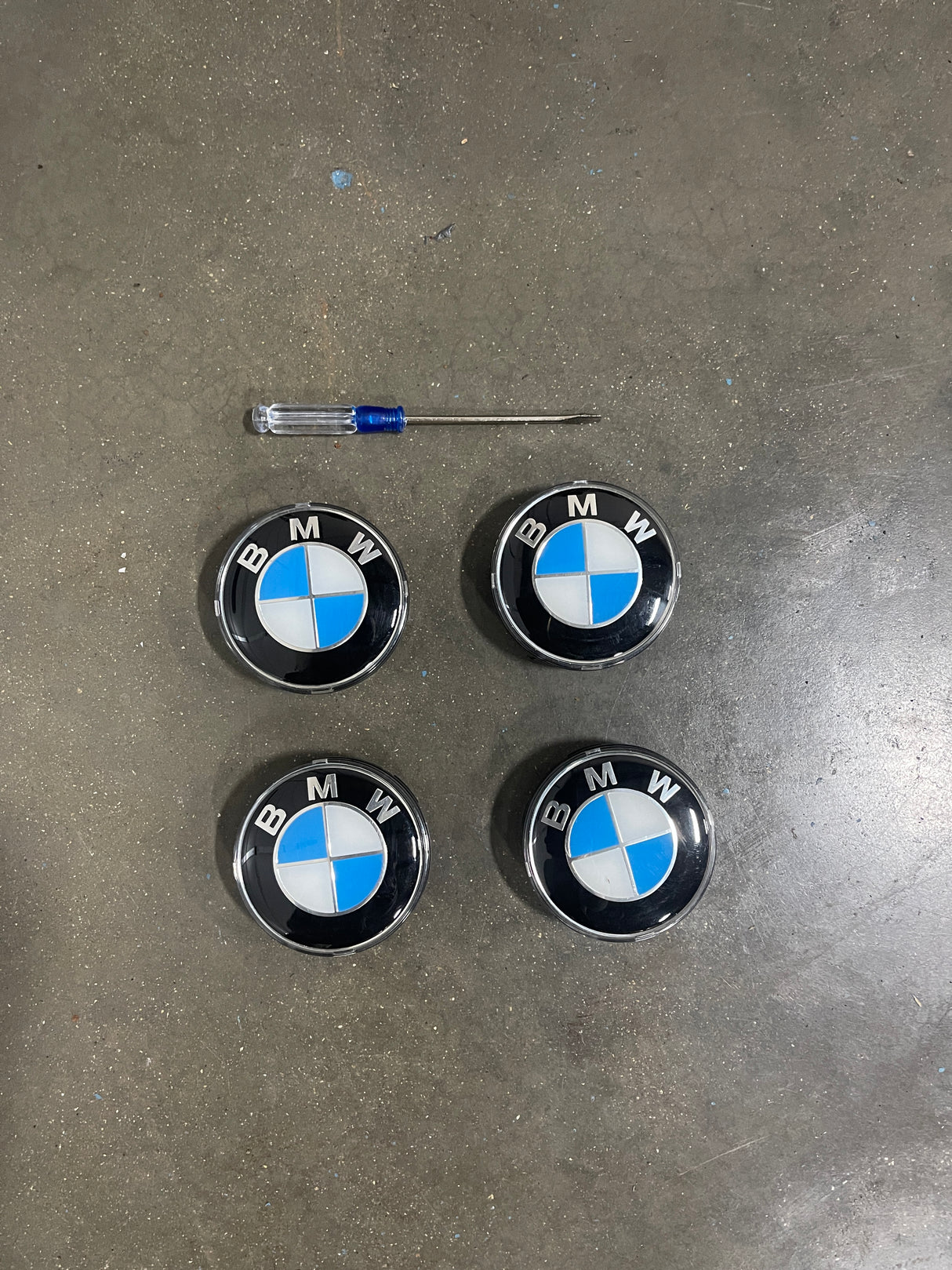 BMW Floating Wheel Center Caps Blue/White Carbon Fiber - MidWest Bimmer Supply