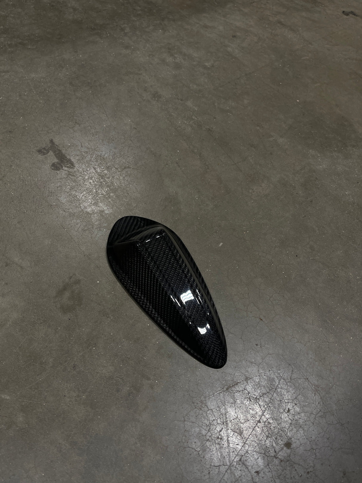 Dry Carbon Fiber Antenna Cover (BMW G20| M2 G87 | M3 G80 | M4 G82/G83) - MidWest Bimmer Supply