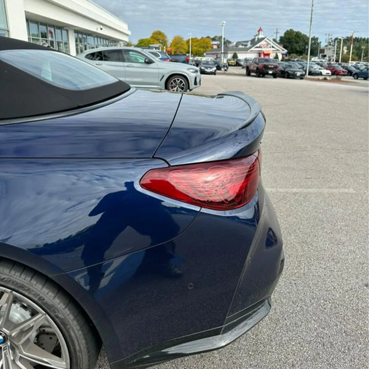 G83 V Style Carbon Fiber Trunk Spoiler - G83 M4 G23 4-Series