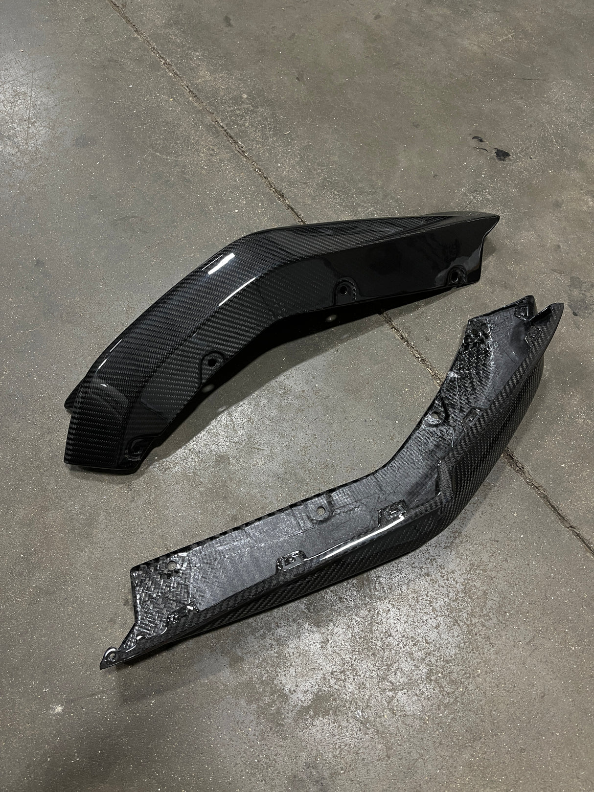 OEM Style Dry Carbon Fiber Rear Splitter (BMW G80 M3) - MidWest Bimmer Supply