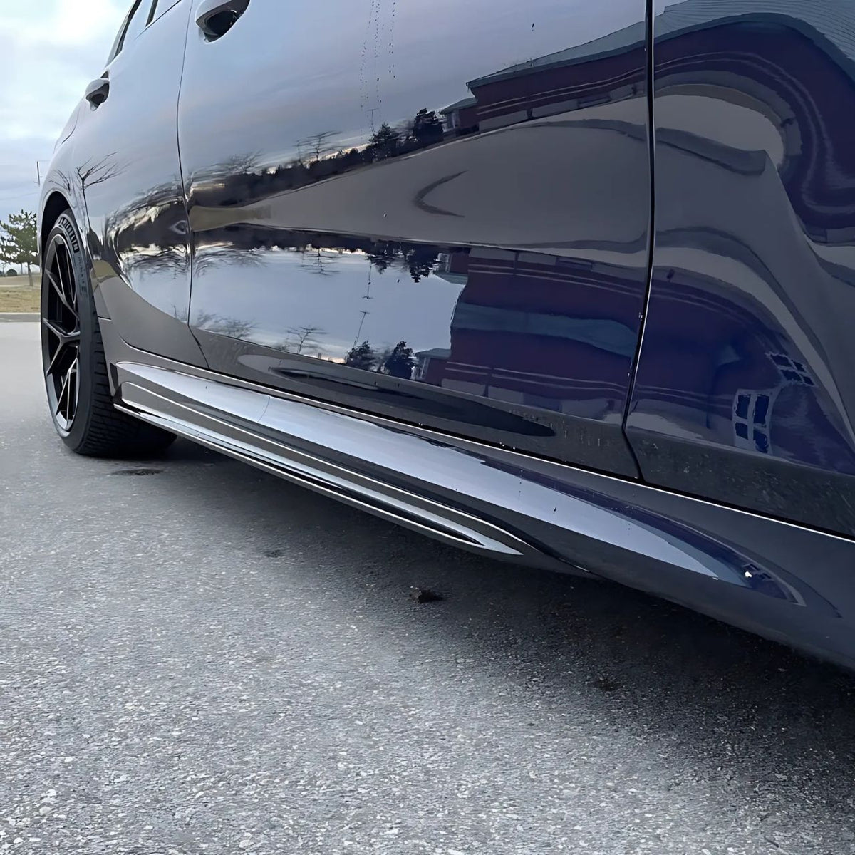 G20 3-Series Gloss Black M Performance style side skirts - G20 3-Series