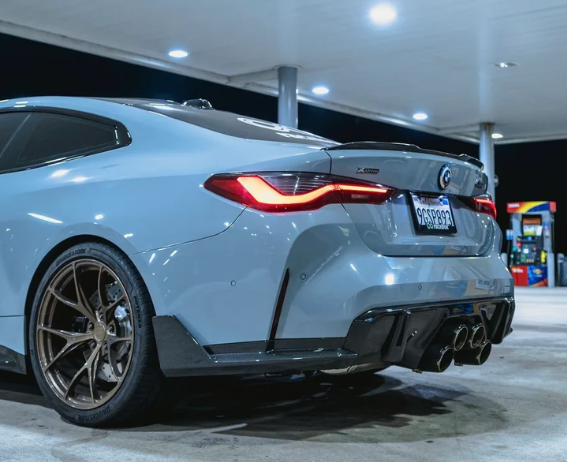 M-Performance Style Dry Carbon Fiber Rear Splitters (BMW G82 M4) - MidWest Bimmer Supply