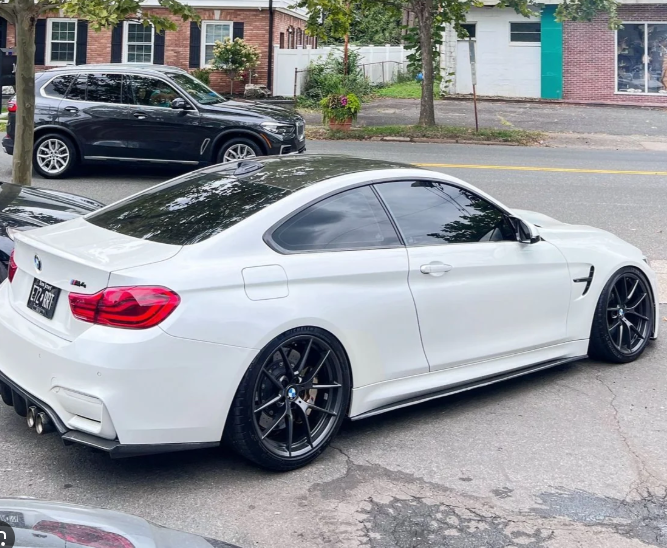 F80 MP Style Carbon Fiber Side Skirts - F80 M3