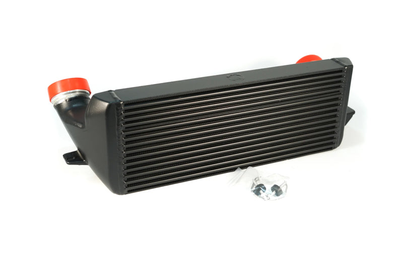 CSF High Performance Black Stepped Core Bar/ Plate Intercooler - BMW E9X 335i/ 335xi 04-13