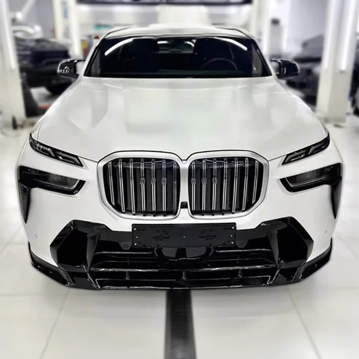 X7 G07 LCI Gloss Black GT Style Front Lip - X7 G07 LCI