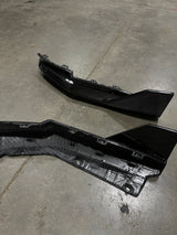 M-Performance Style Dry Carbon Fiber Rear Splitters (BMW G82 M4)