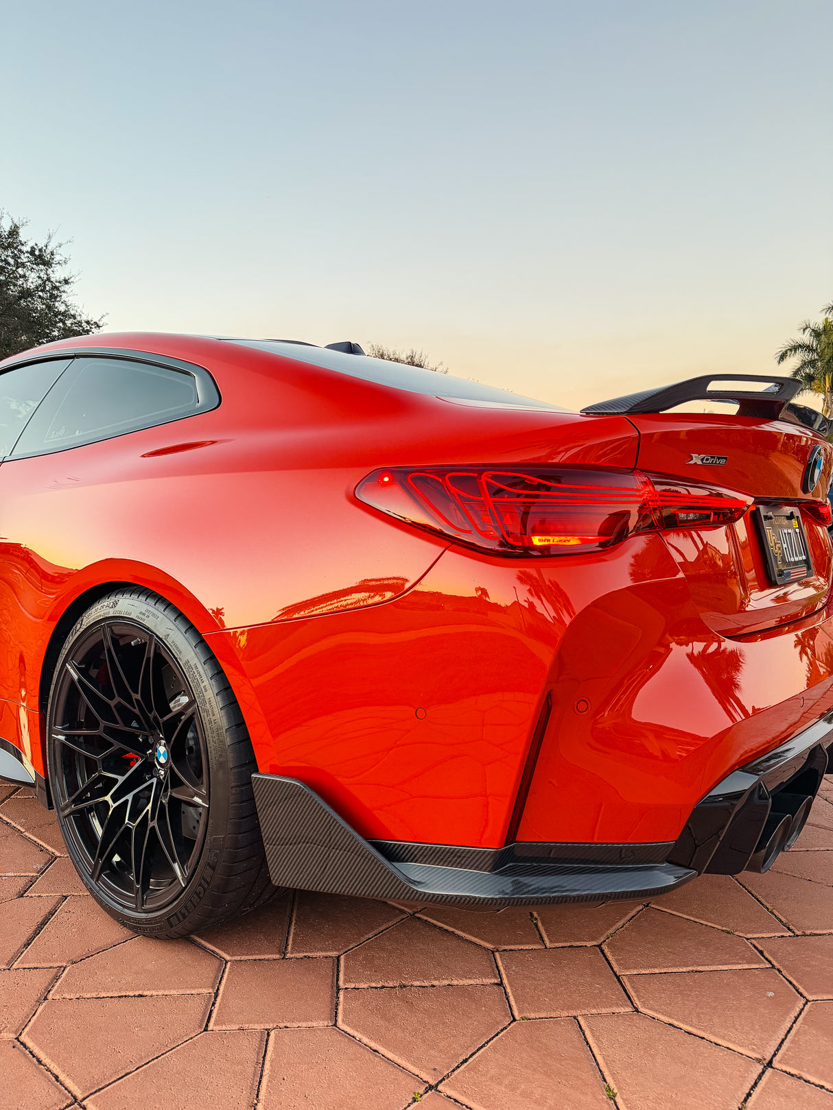 G82 M-Performance Style Dry Carbon Fiber Rear Splitters (BMW G82 M4)