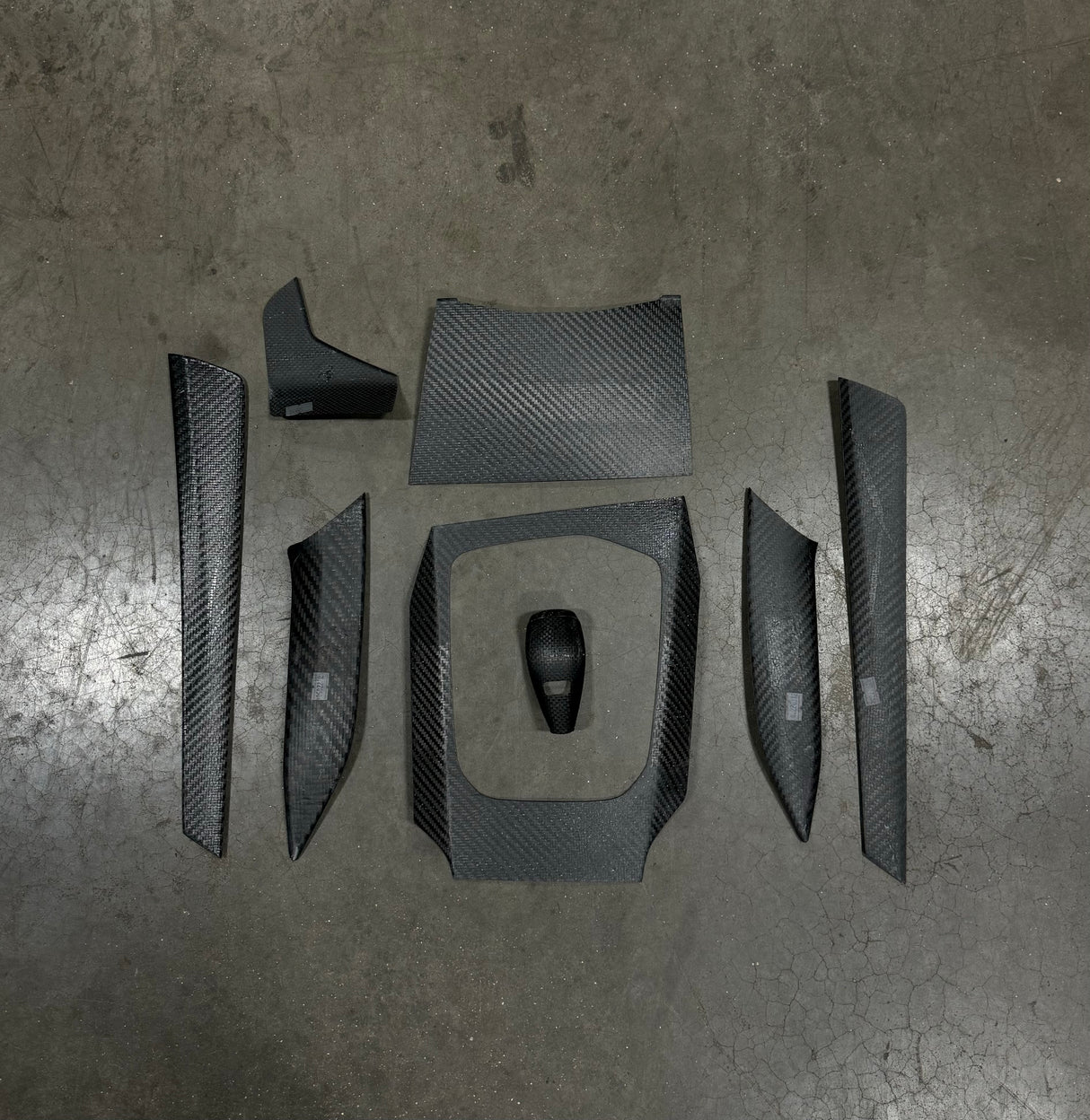 Dry Carbon Fiber Interior Trim Kit Stick On Type PRE-LCI (BMW G20)