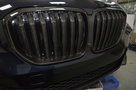 X5 G05/F95 Dry Carbon Fiber Front Grille - 19-22 X5 G05 X5M F95 Pre-LCI