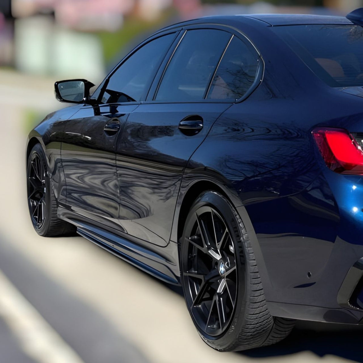 G20 3-Series Gloss Black M Performance style side skirts - G20 3-Series